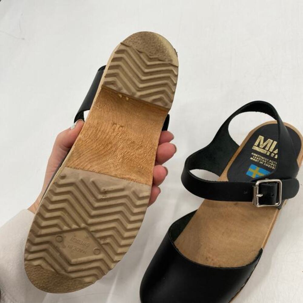 MIA black leather‎ Swedish Clogs - Picture 5 of 5